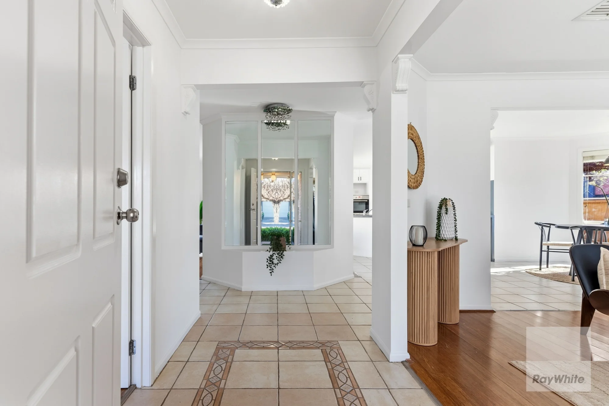 28 Edgbaston Parade, Caroline Springs VIC 3023