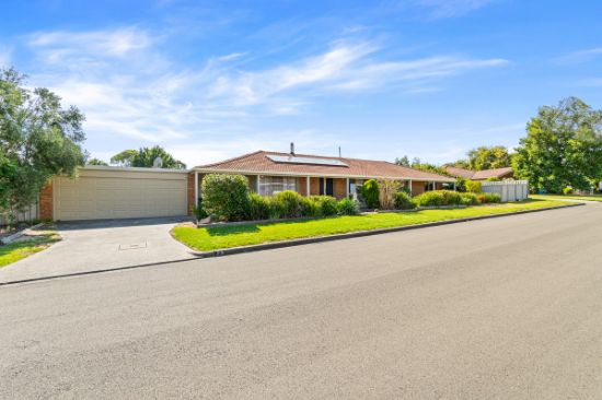 28 Helen Crescent, Sale, Vic 3850