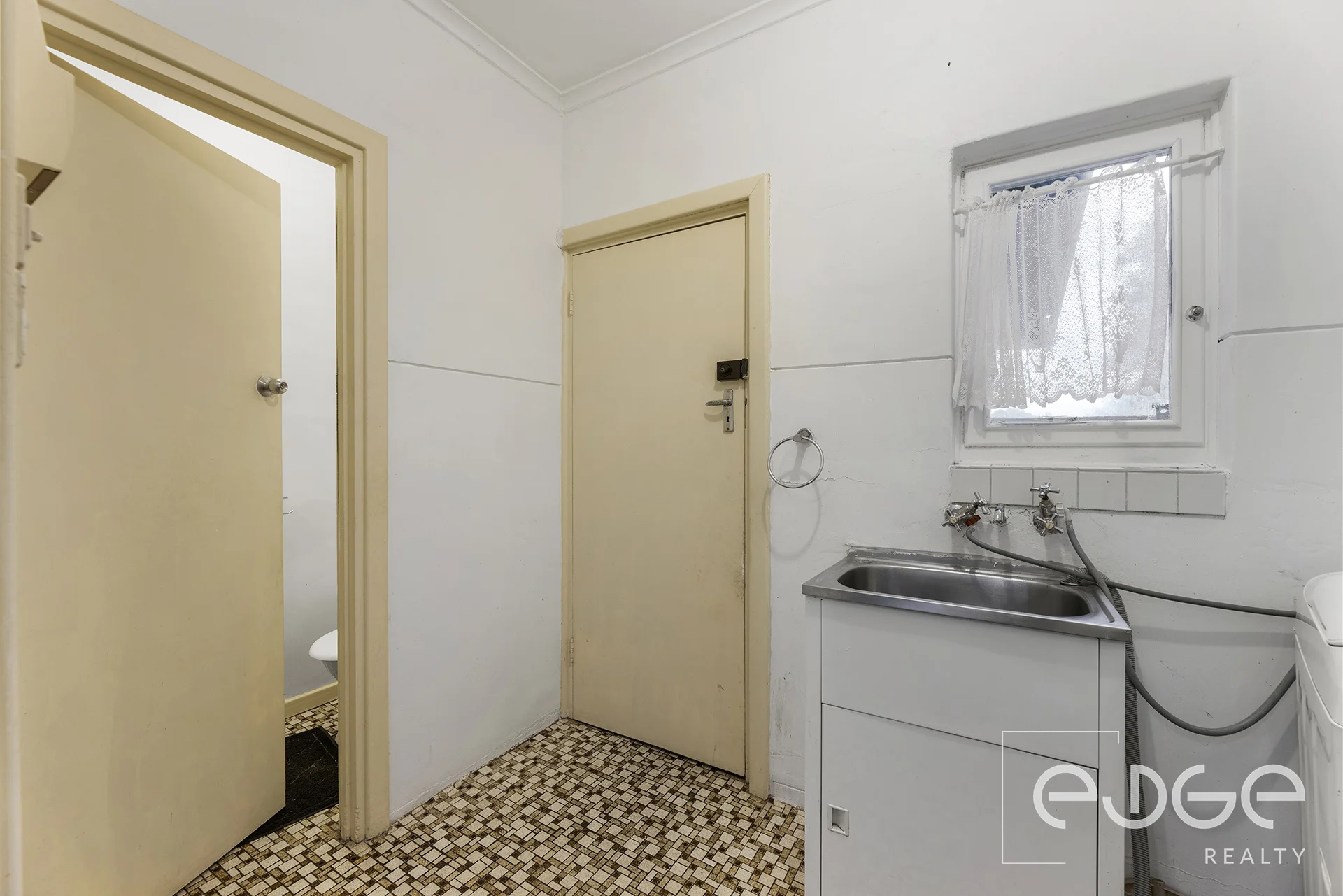 28 Kinkaid Road, Elizabeth East, SA 5112