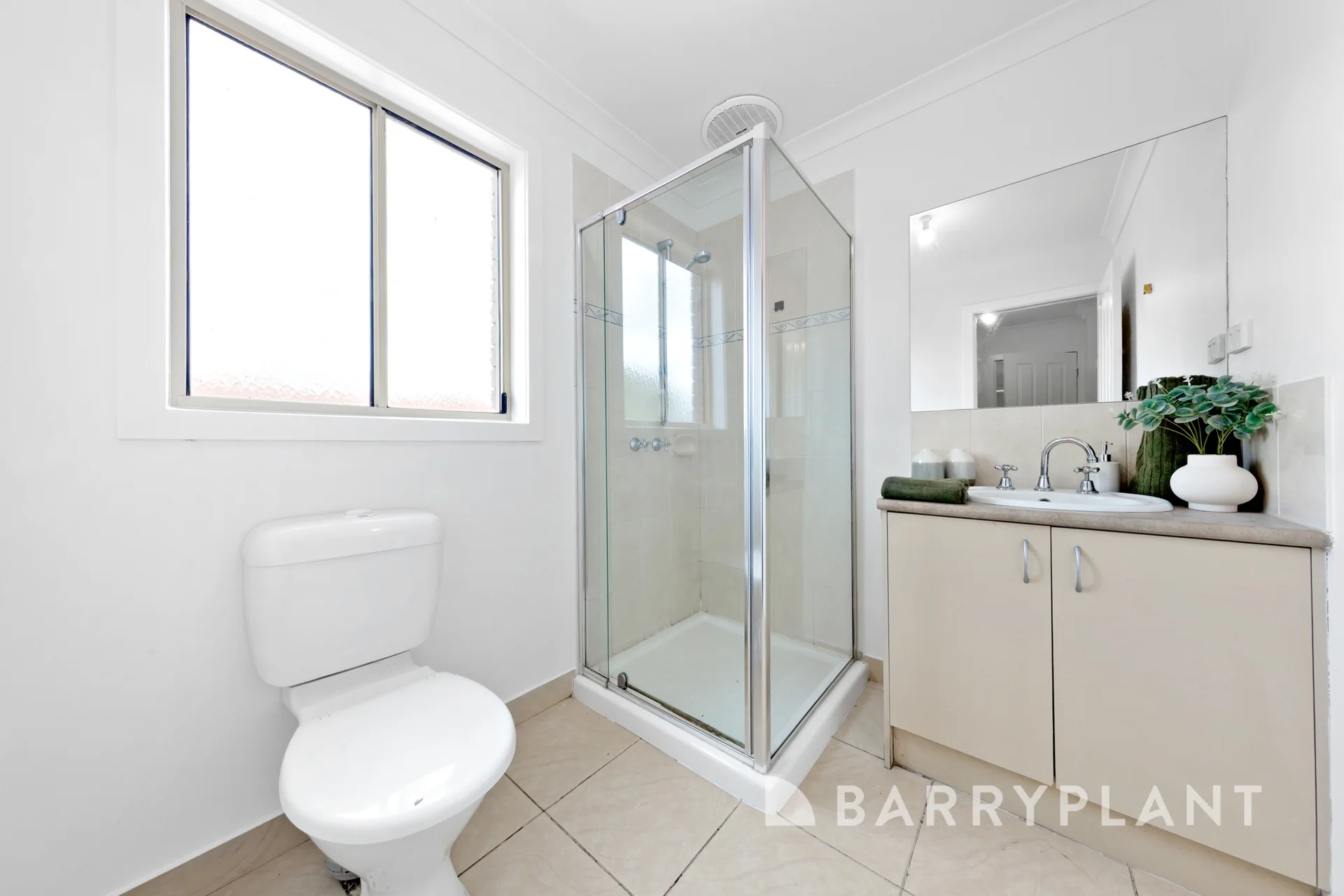 28 Lyons Avenue, Burnside Heights, Vic 3023