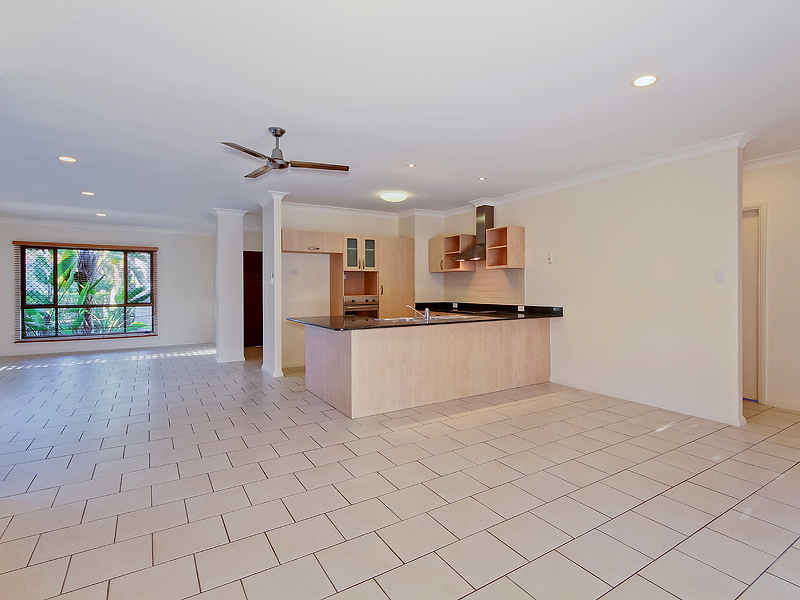 28 Peach Drive, Robina, Qld 4226 28 Peach Drive, Robina, Qld 4226
