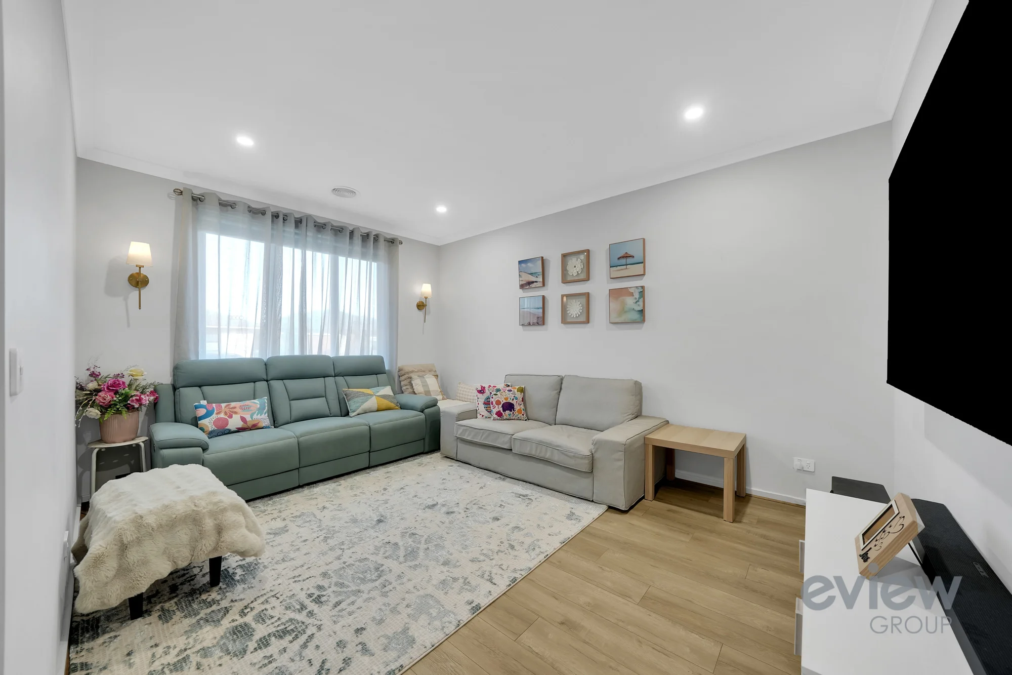 28 Ruthven Way, Mambourin, Vic 3024