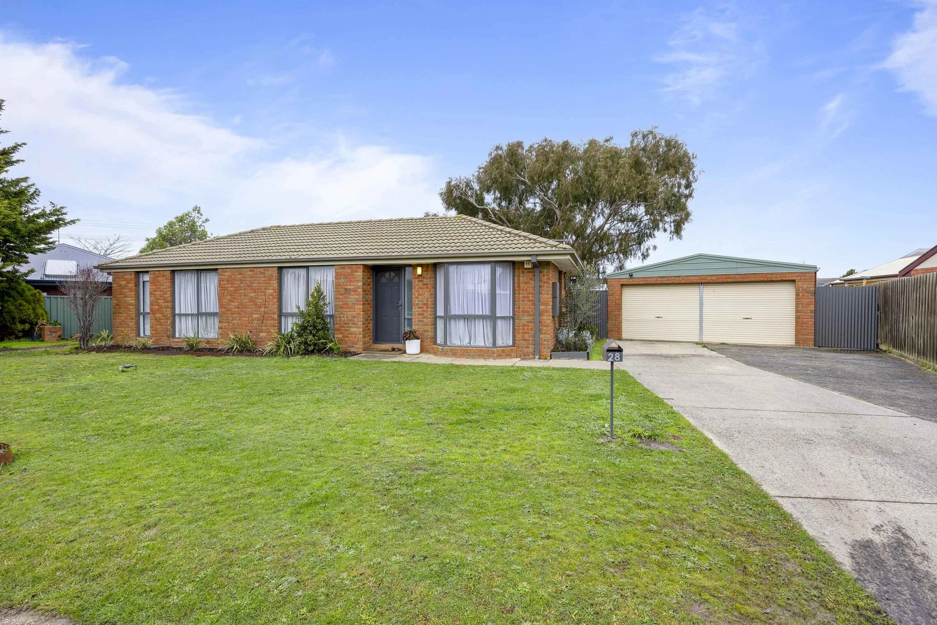 28 Shari Drive, Delacombe, Vic 3356