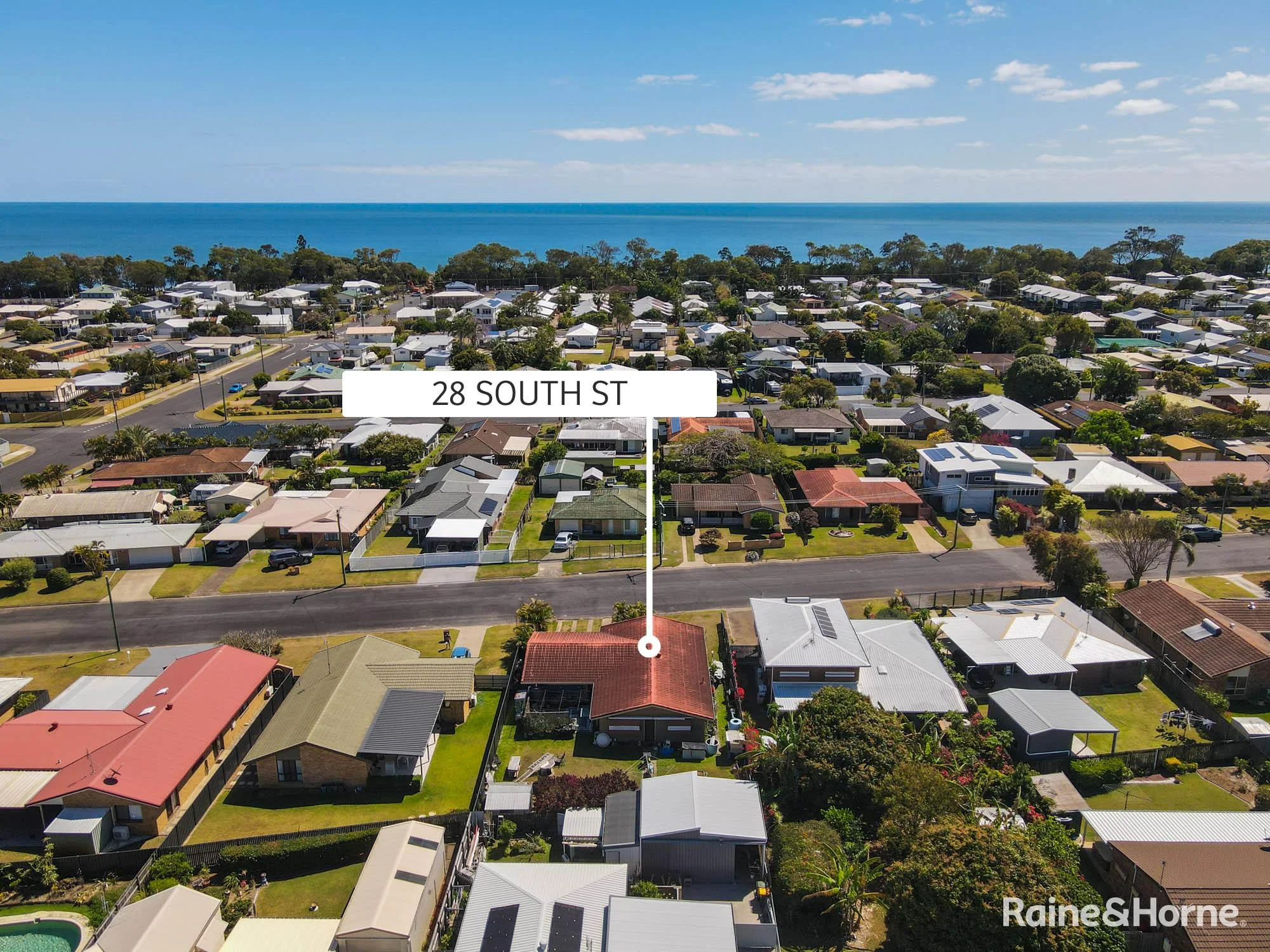 28 South Street, Urangan, Qld 4655