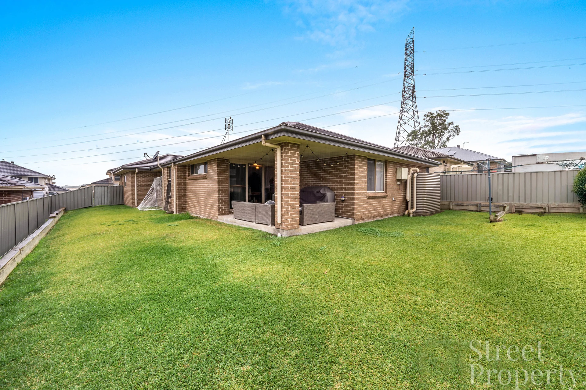 28 Vantage Circuit, Cameron Park, NSW 2285
