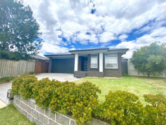 28 Walker Street, Oran Park, NSW 2570