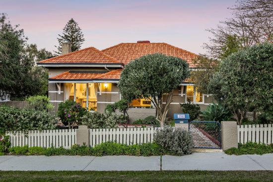 284 Marmion Street, Cottesloe, WA 6011