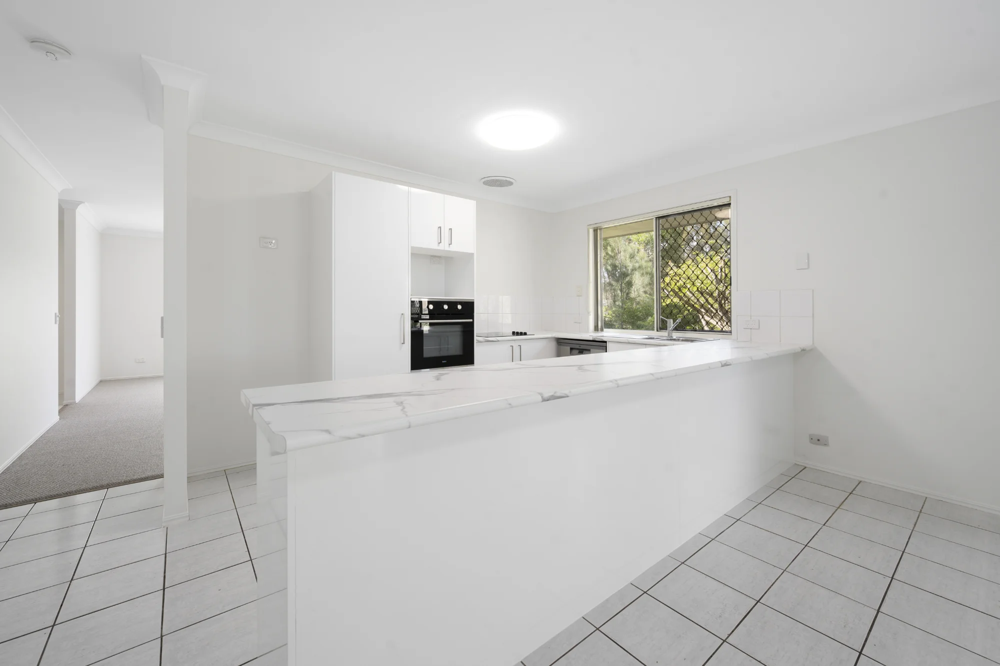 288 Christine Avenue, Varsity Lakes, Qld 4227