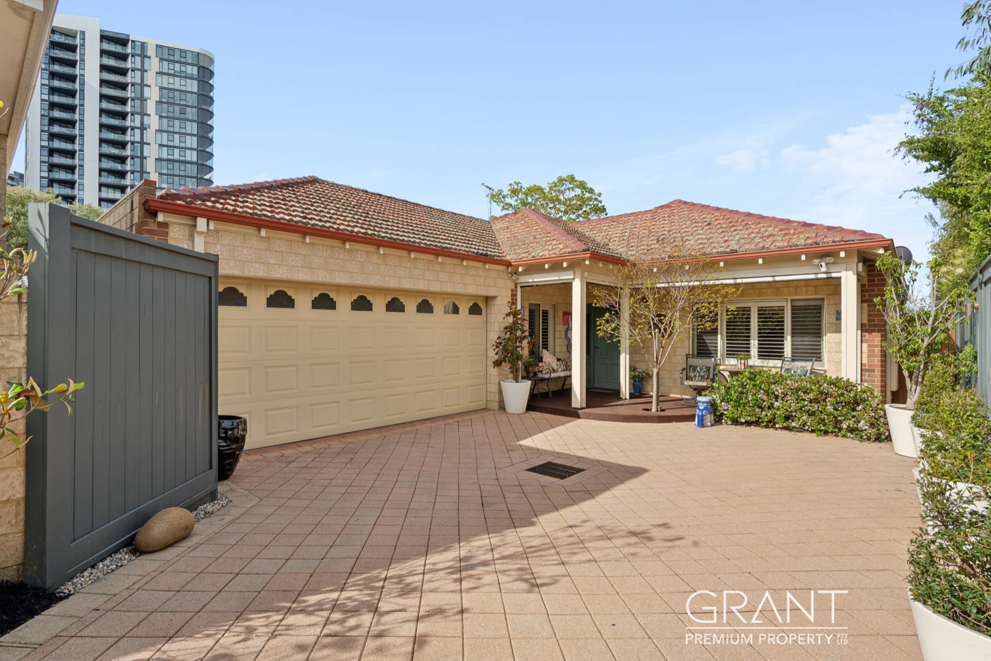 28a Ogilvie Road, Mount Pleasant, WA 6153