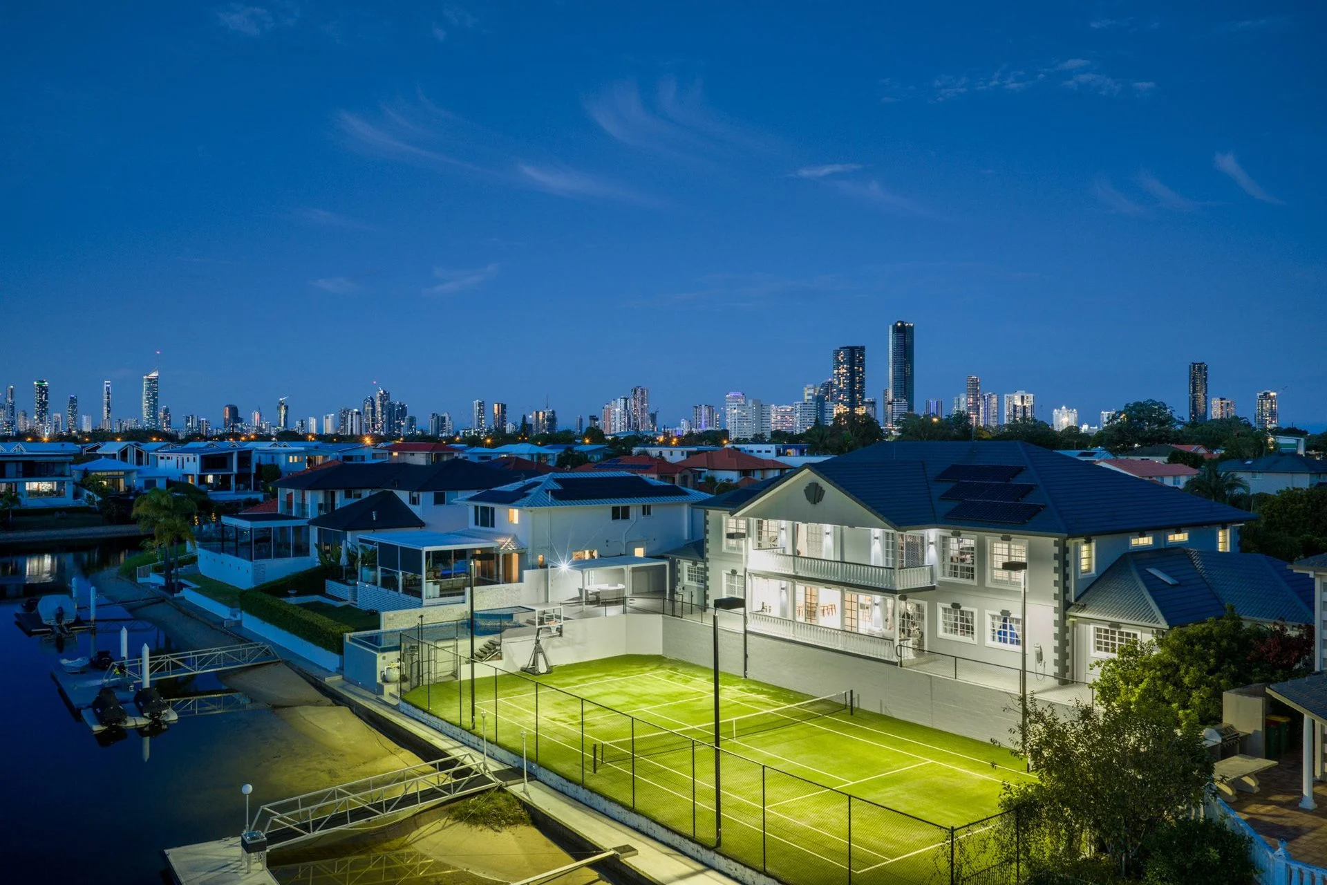 29-31 Cessnock Close, Mermaid Waters, Qld 4218