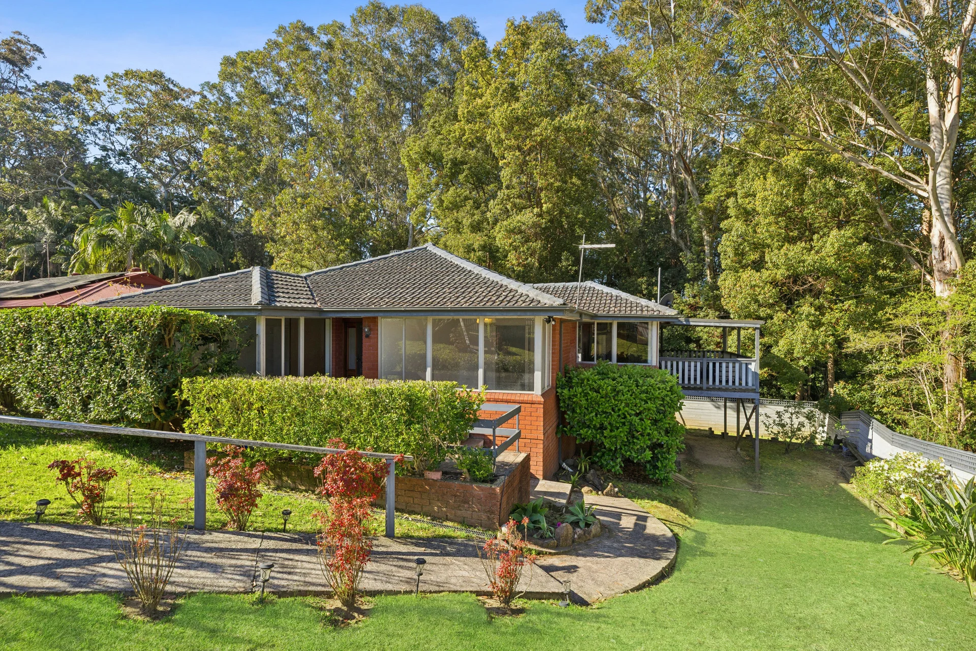 29 Crawford Crescent, Wyoming, NSW 2250