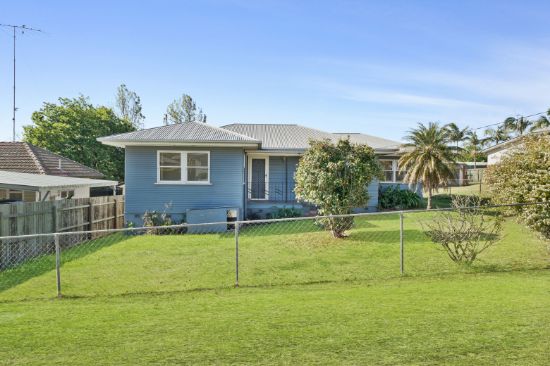 29 Perry Street, Harlaxton, Qld 4350