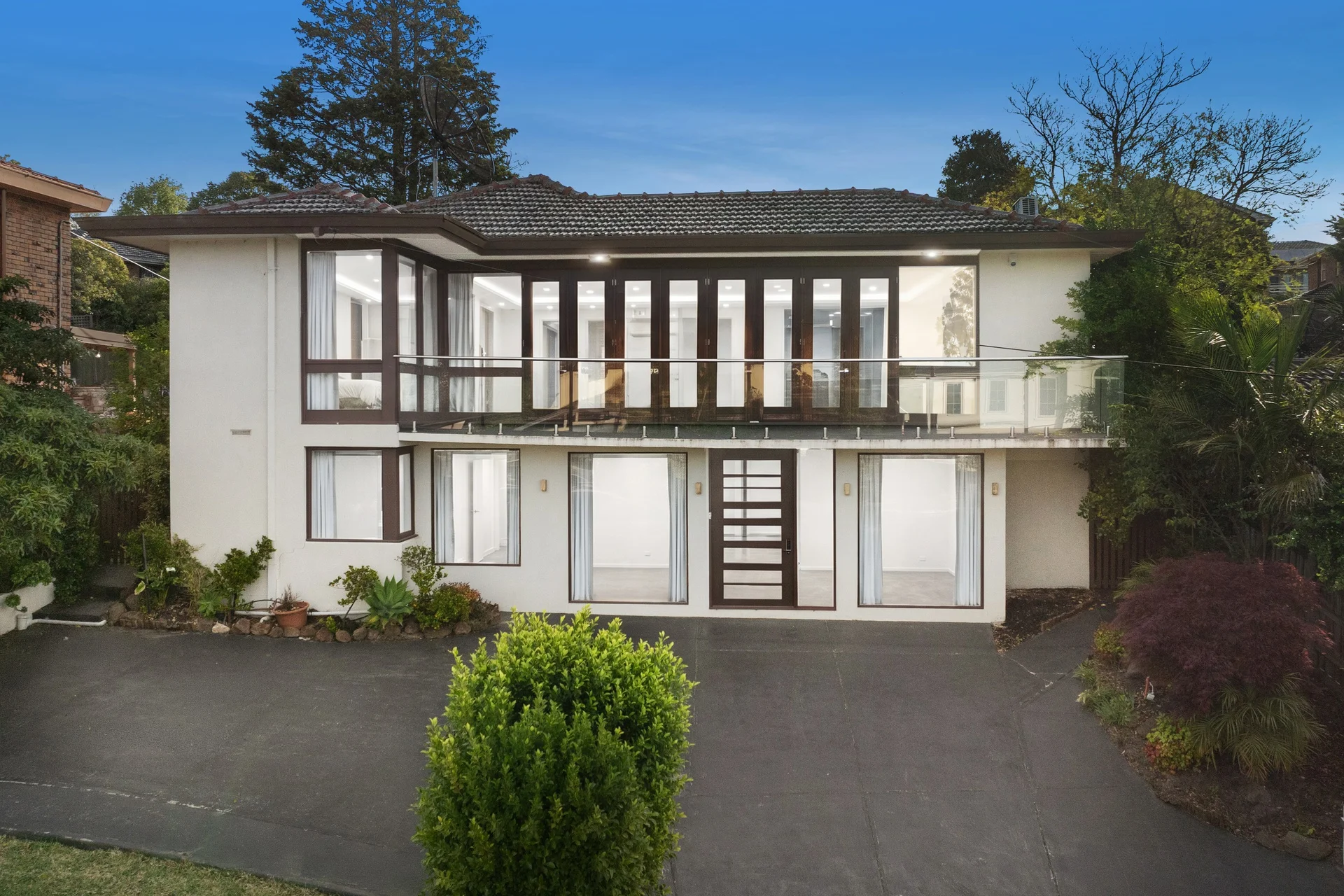 29 Rhodes Drive, Glen Waverley, Vic 3150