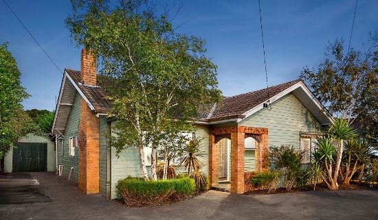 298 Warrigal Road, Oakleigh South, Vic 3167