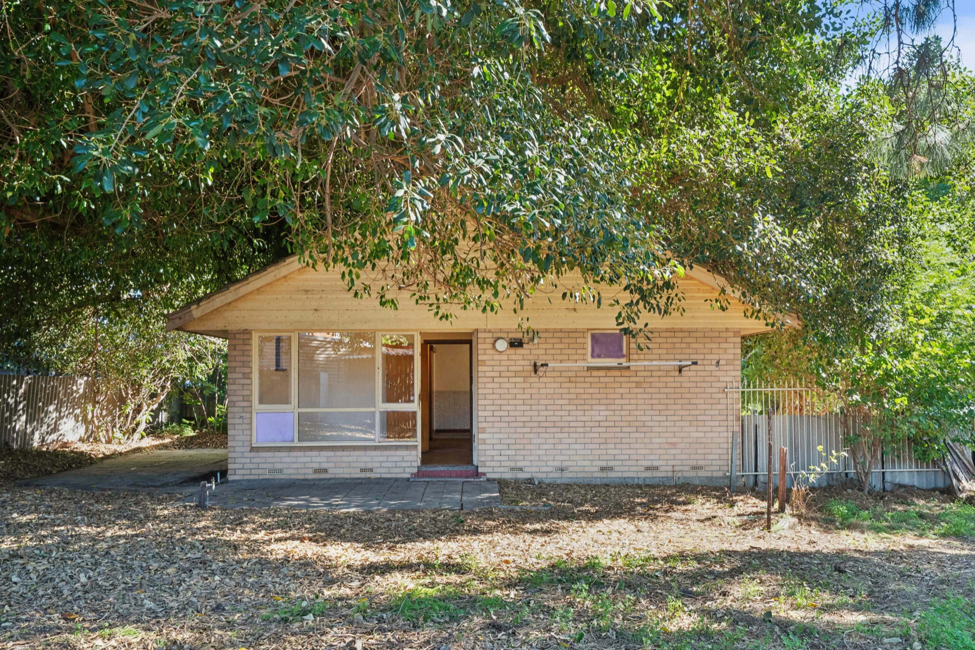 2998 Albany Highway, Mount Nasura, WA 6112