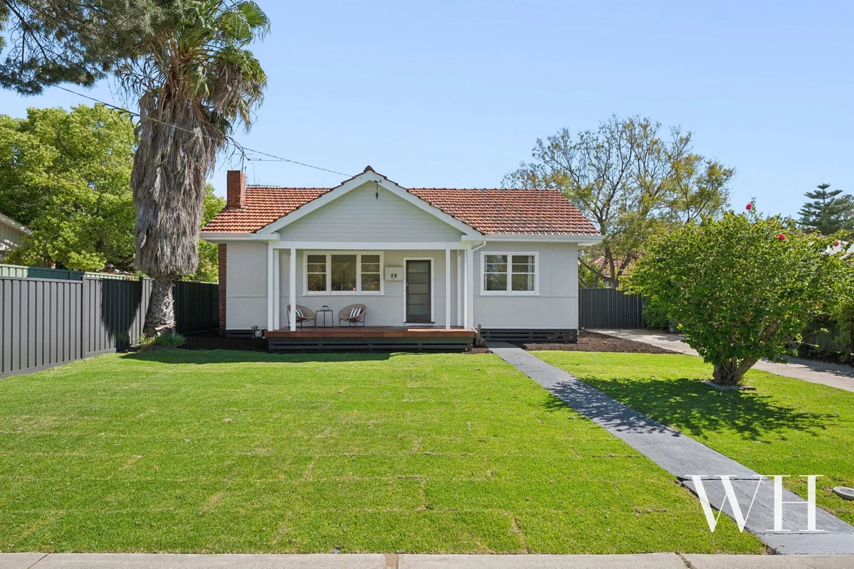 2B Nicholas Crescent, Hilton, WA 6163
