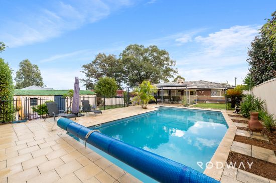 3 Arnel St, Kelmscott, WA 6111