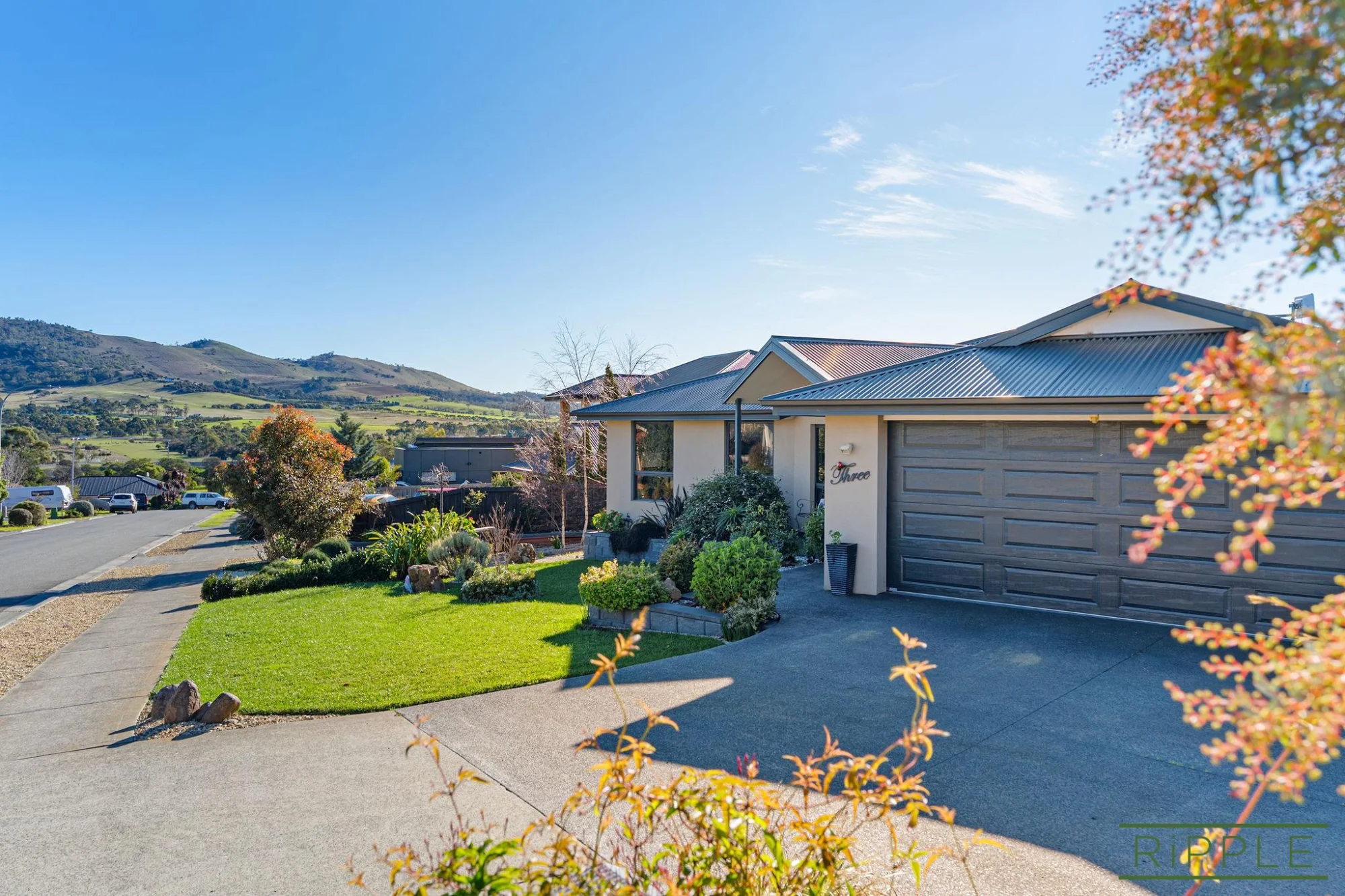 3 Caitlin Court, Midway Point, Tas 7171