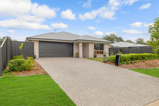 3 Clydesdale Street, Woodford, Qld 4514