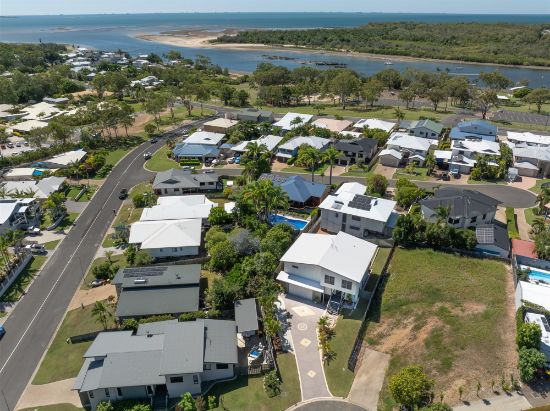 3 Danielle Court, Boyne Island, Qld 4680