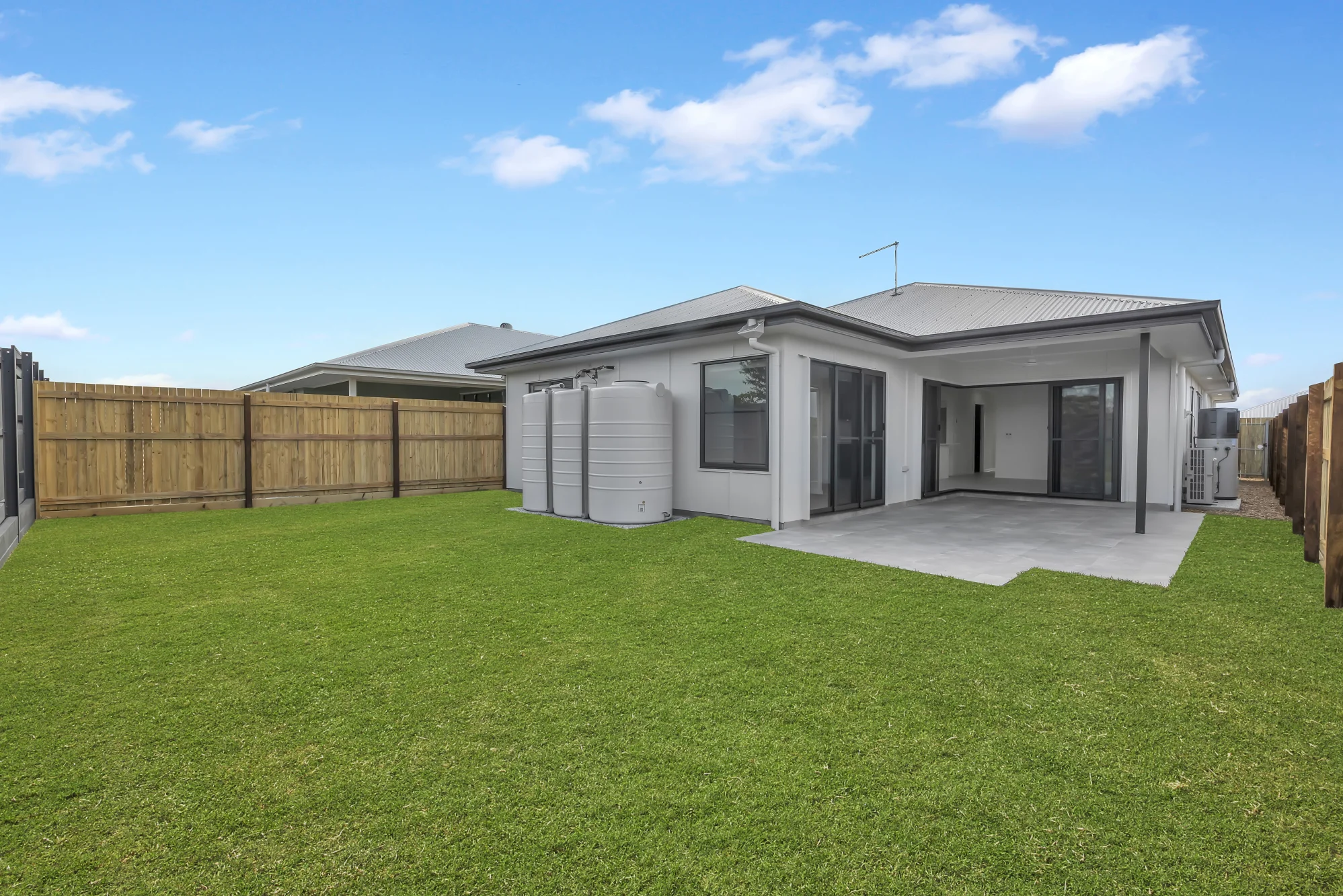 3 Darling Cres, Banya, Qld 4551