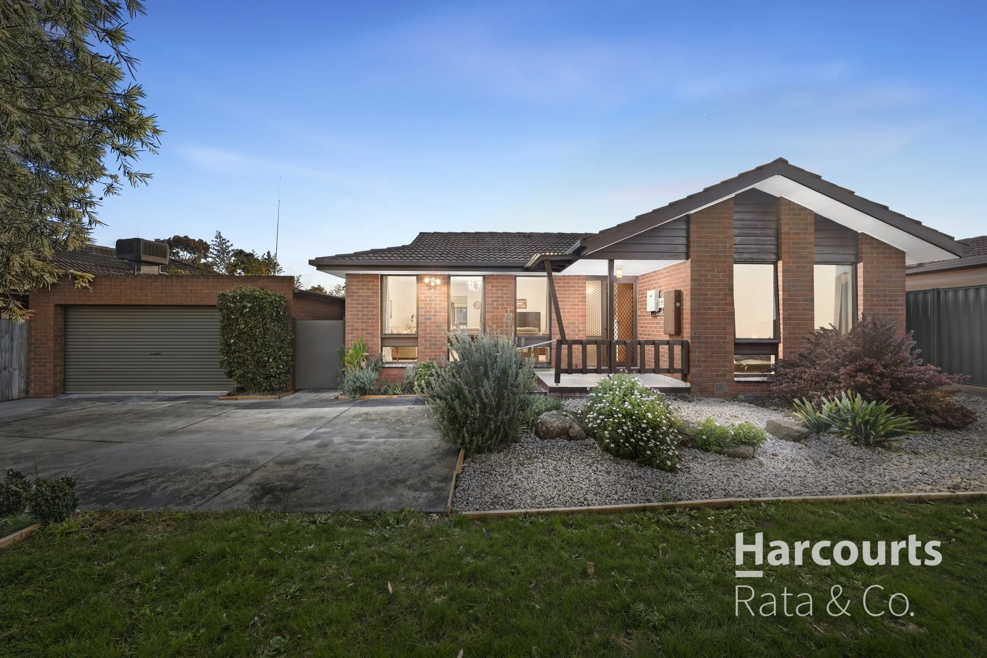 3  Dickerson Avenue, Mill Park, Vic 3082