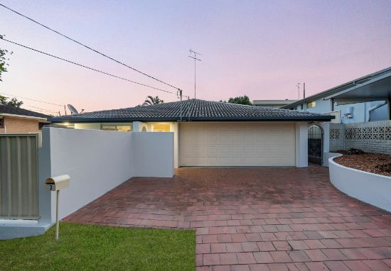 3 Dolphin Street, MacGregor, Qld 4109