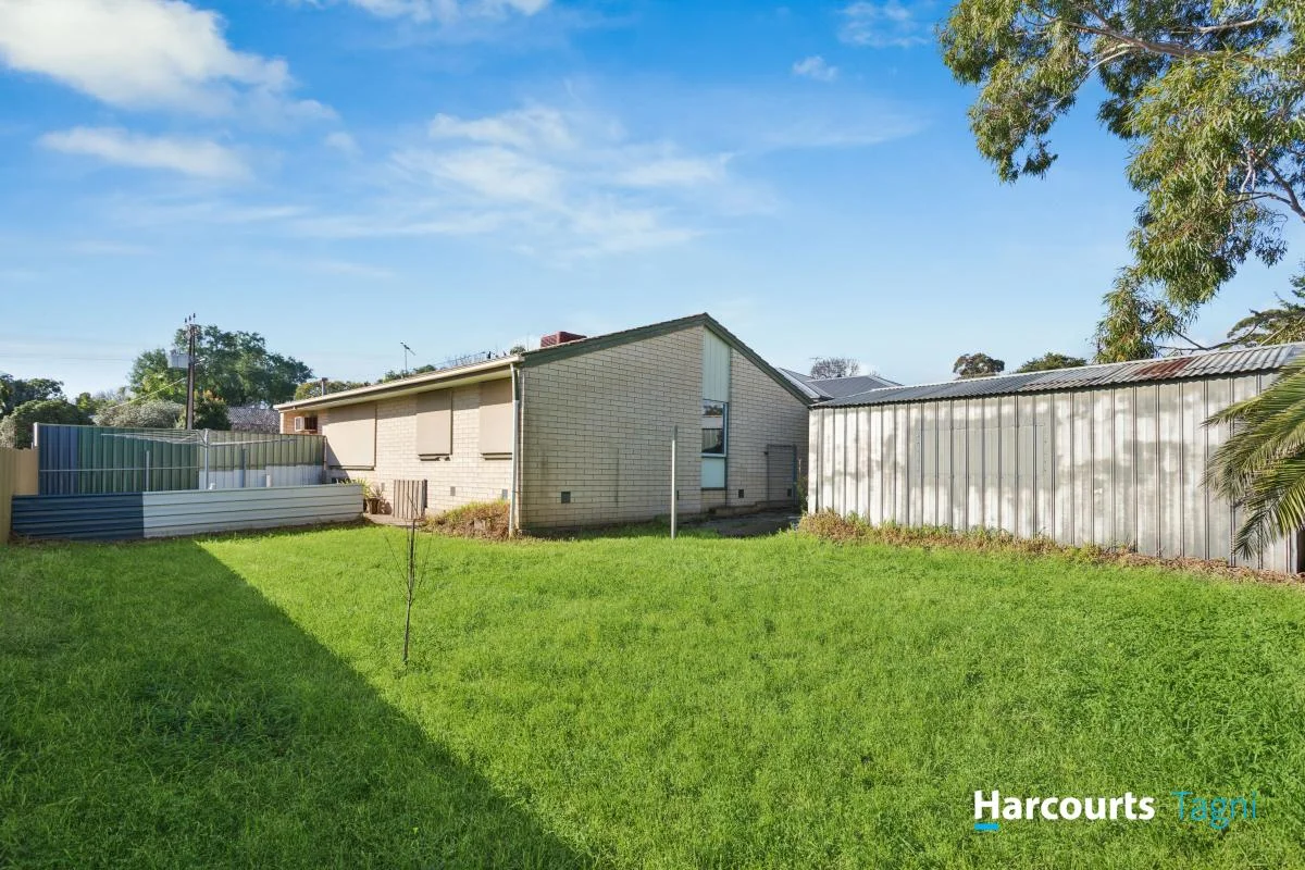 3 Felix Crescent, Morphett Vale, SA 5162