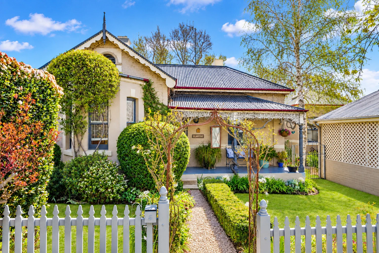 3 Gladstone Street, Bathurst, NSW 2795