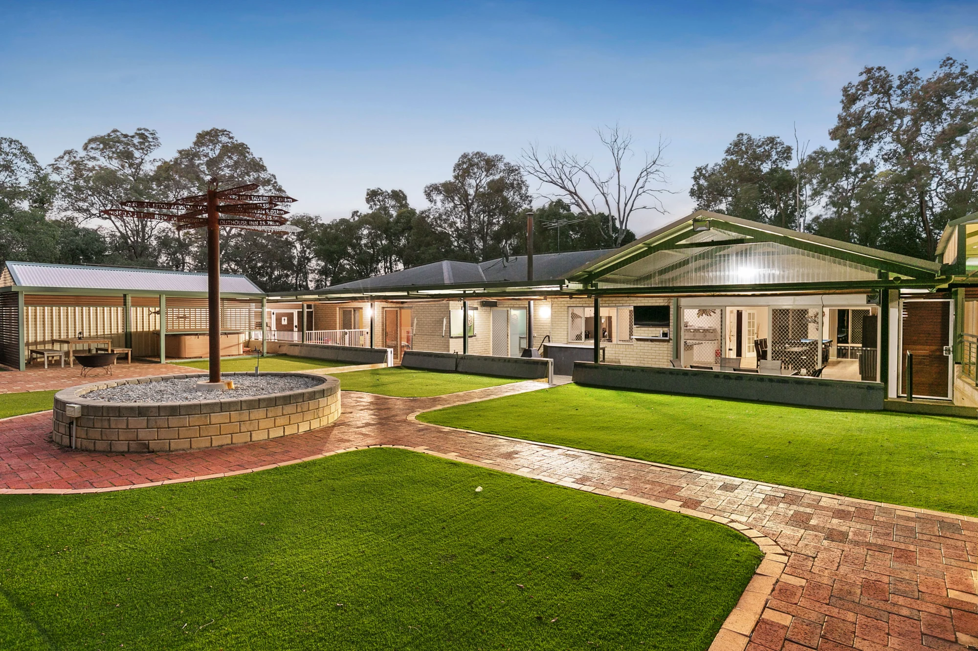 3 King Jarrah Rise, Sawyers Valley, WA 6074