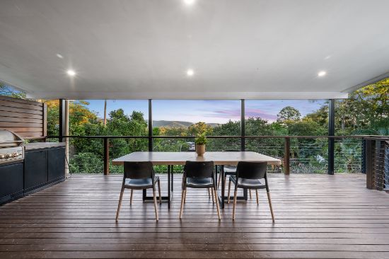 3 Pandorea Street, Everton Hills, Qld 4053