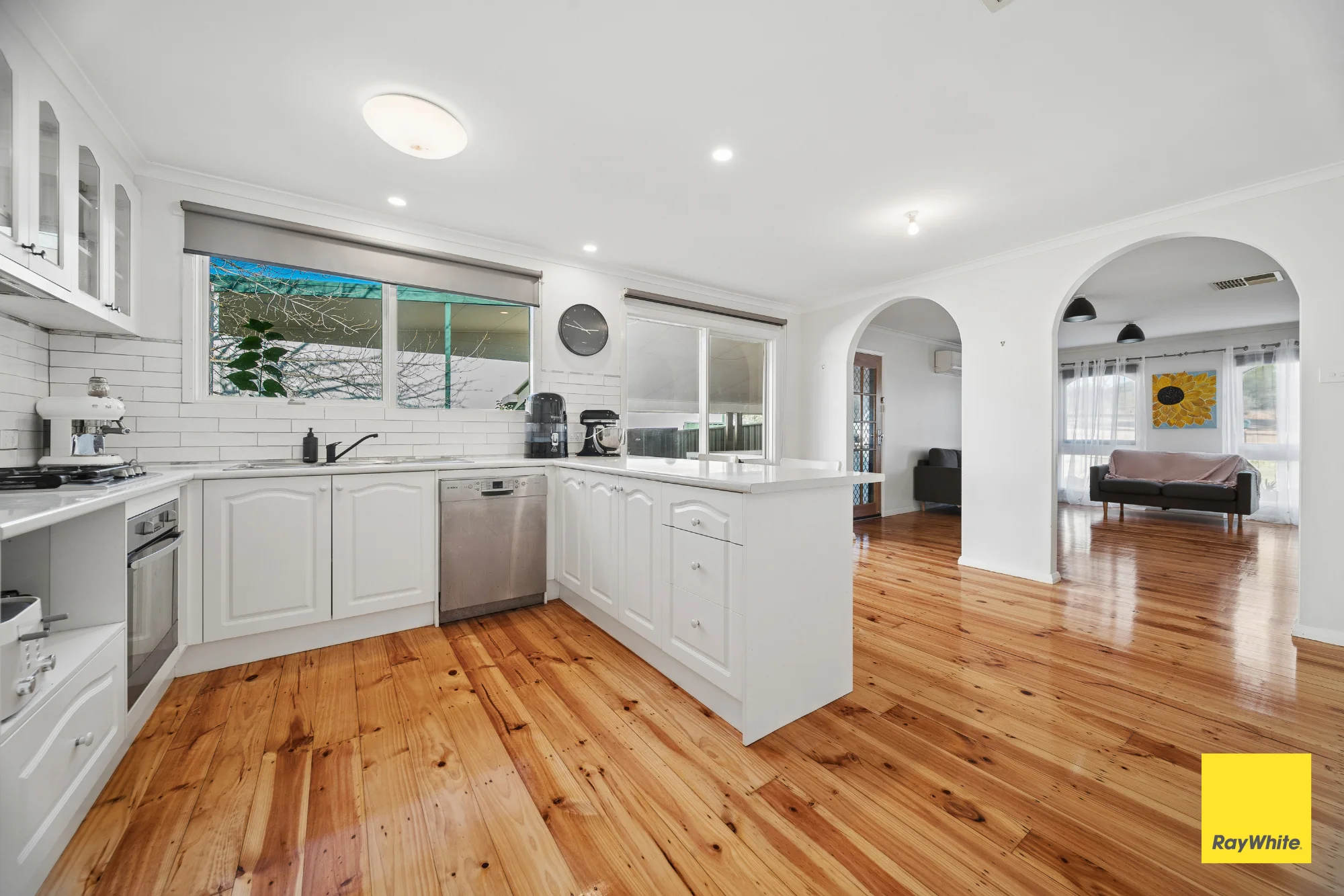 3 Ross Street, White Hills, Vic 3550