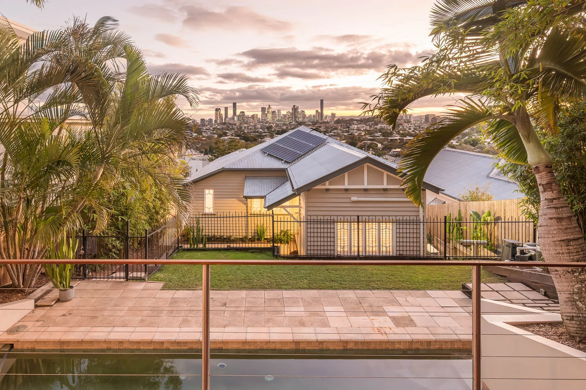 3 Ryan Avenue, Balmoral QLD 4171