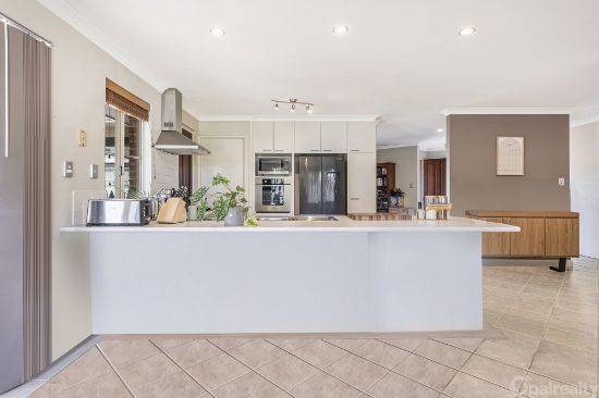 3 Taviano Vista, Secret Harbour, WA 6173