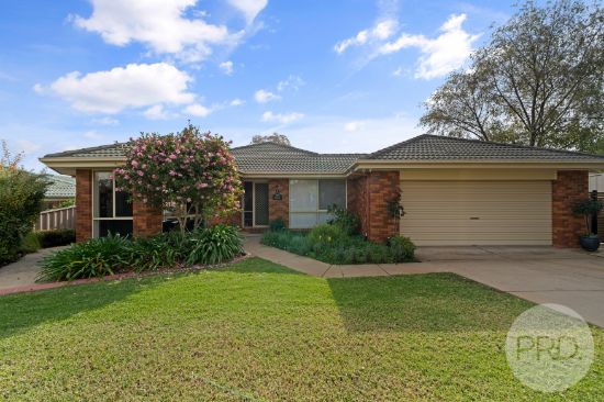 3 Yarrawah Crescent, Bourkelands, NSW 2650
