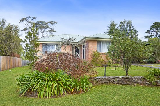 30 Armstrong Street, Wentworth Falls, NSW 2782