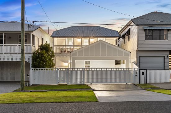 30 Cotton Street, Shorncliffe, Qld 4017