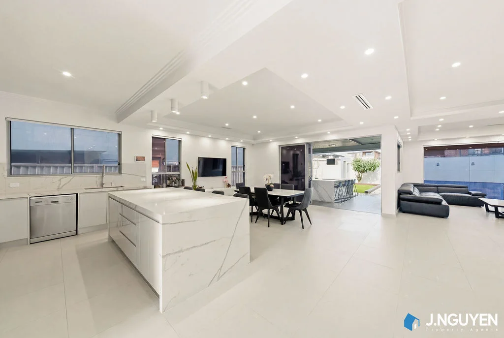 30 Greenfield Road, Greenfield Park, NSW 2176