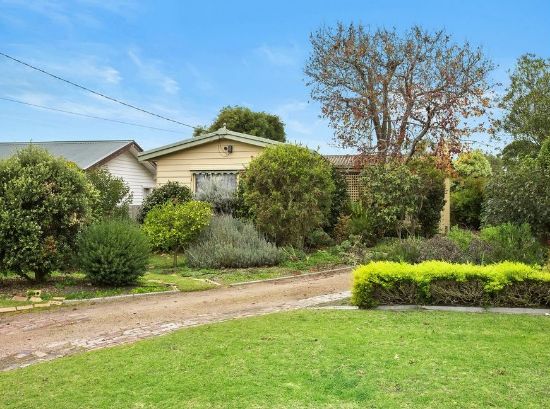 30 MacDonald Grove, Mornington, Vic 3931