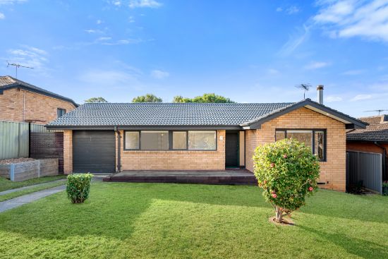 30 Poplar Crescent, Bradbury, NSW 2560