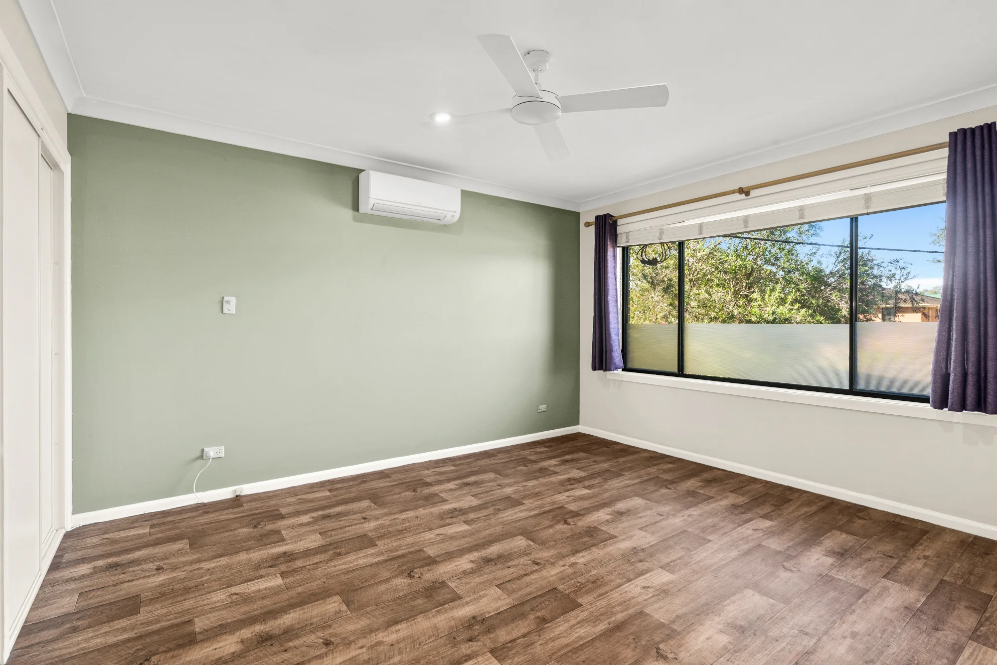 31 Brinawarr Street, Bomaderry, NSW 2541