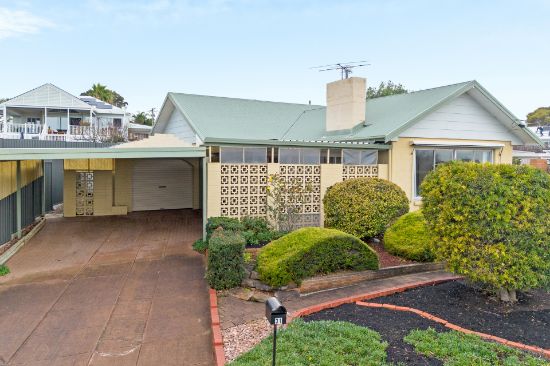 31 Geoffrey Avenue, Port Noarlunga, SA 5167