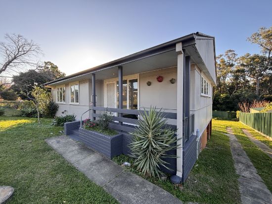 31 Leonard Street, Bomaderry, NSW 2541