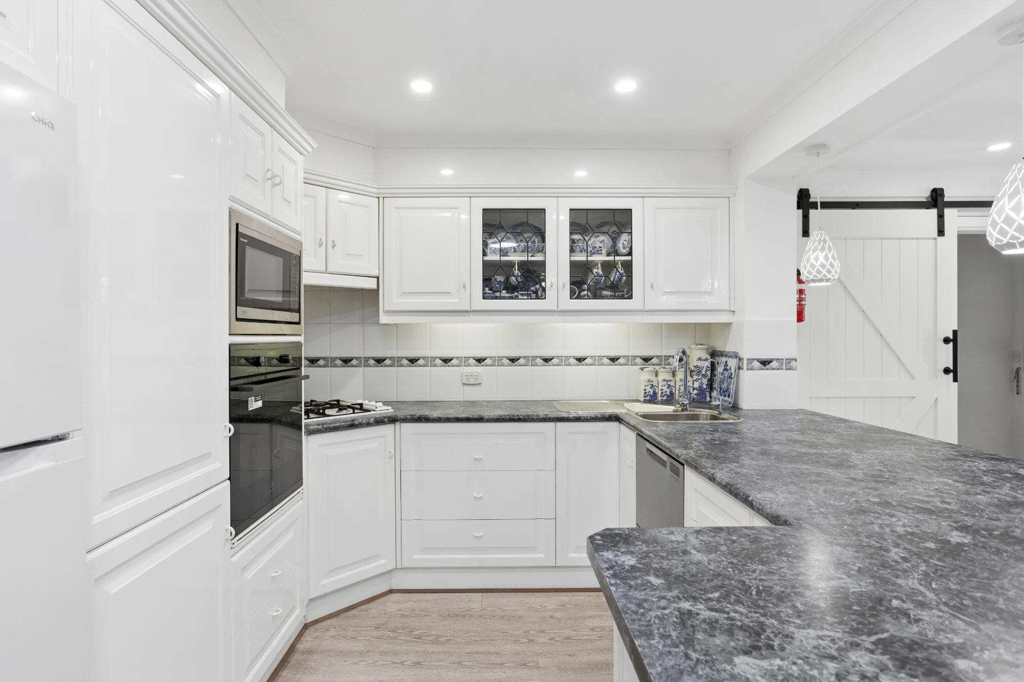 31 Minerva Crescent, Modbury Heights, SA 5092