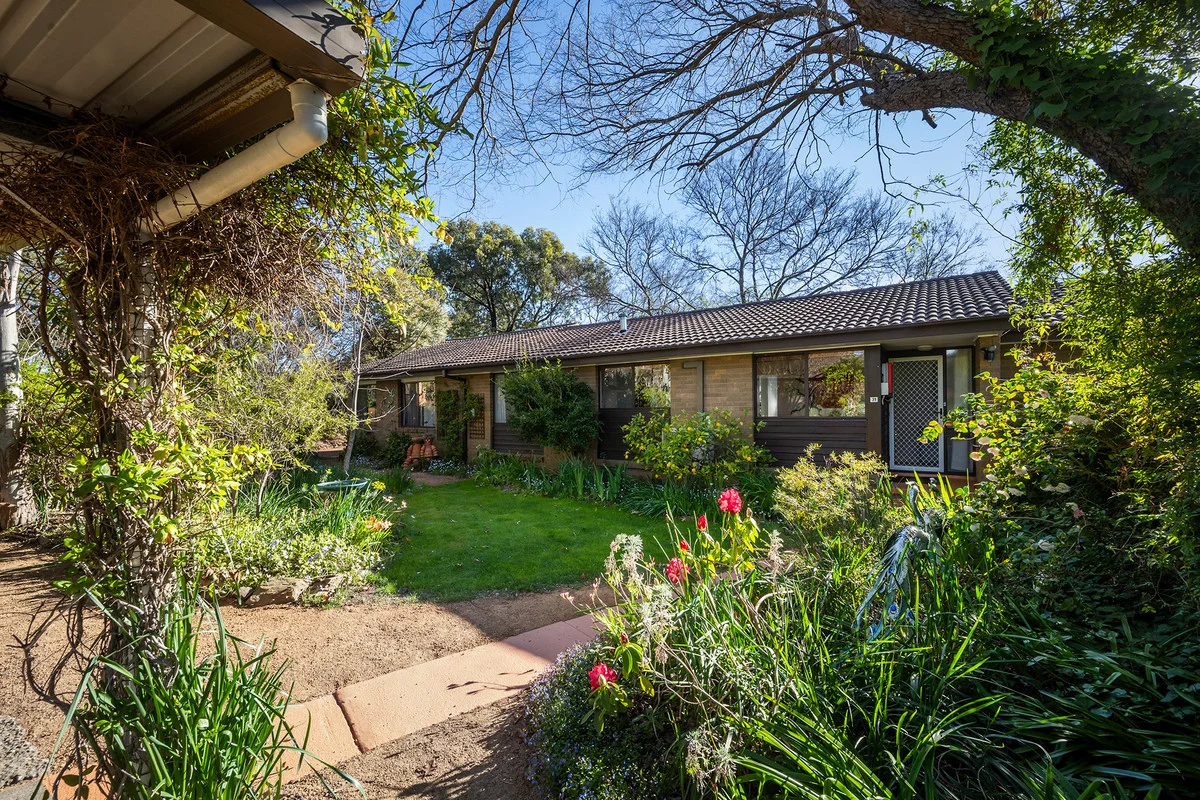 31 Spica Street, Giralang, ACT 2617