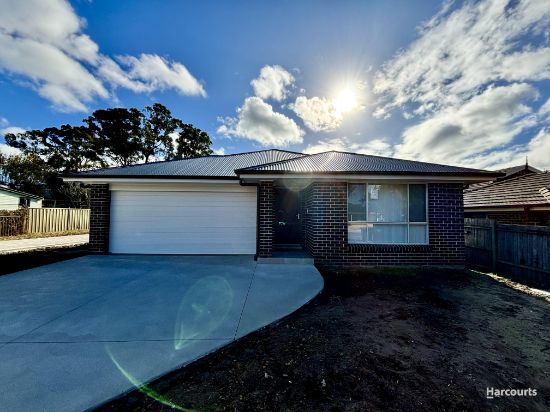 31 Thirlmere Way, Tahmoor, NSW 2573