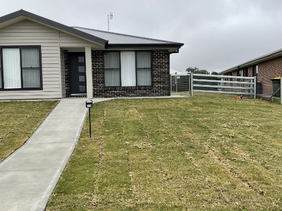 31a Peppercress Court, Tamworth, NSW 2340