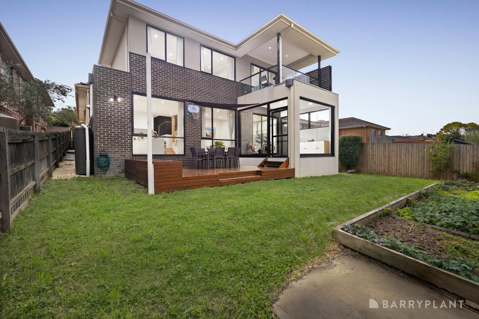 32 Apex Crescent, Bulleen, Vic 3105