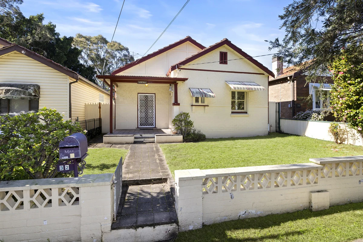32 Balmoral Avenue, Croydon Park, NSW 2133