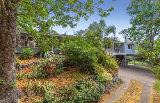 32 Cromarty St, Kenmore, Qld 4069